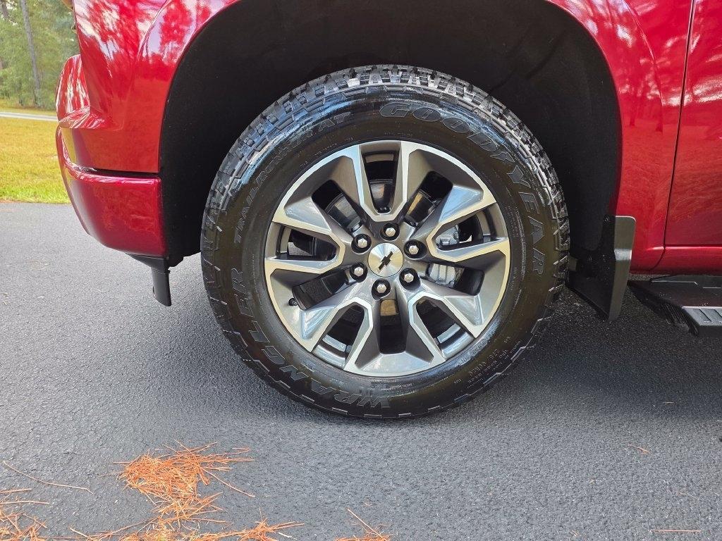 Chevrolet Silverado 1500 4WD Crew Cab 147" RST 2024