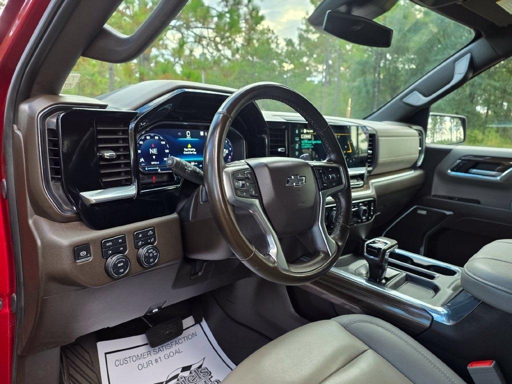 Chevrolet Silverado 1500 4WD Crew Cab 147" RST 2024