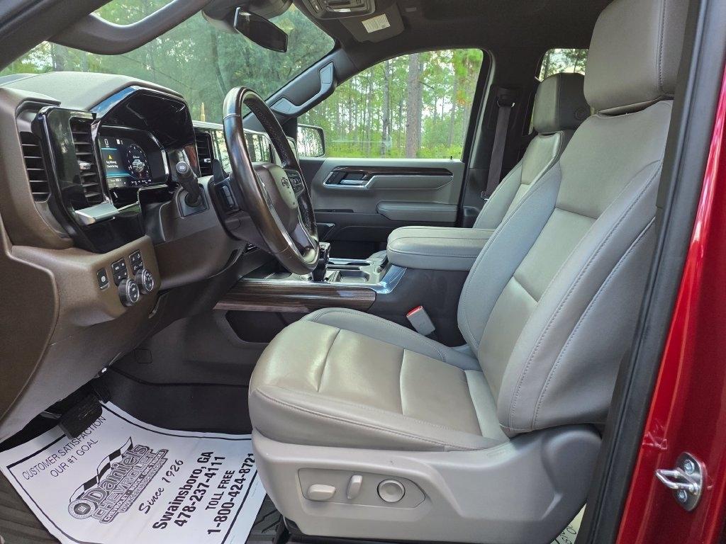 Chevrolet Silverado 1500 4WD Crew Cab 147" RST 2024