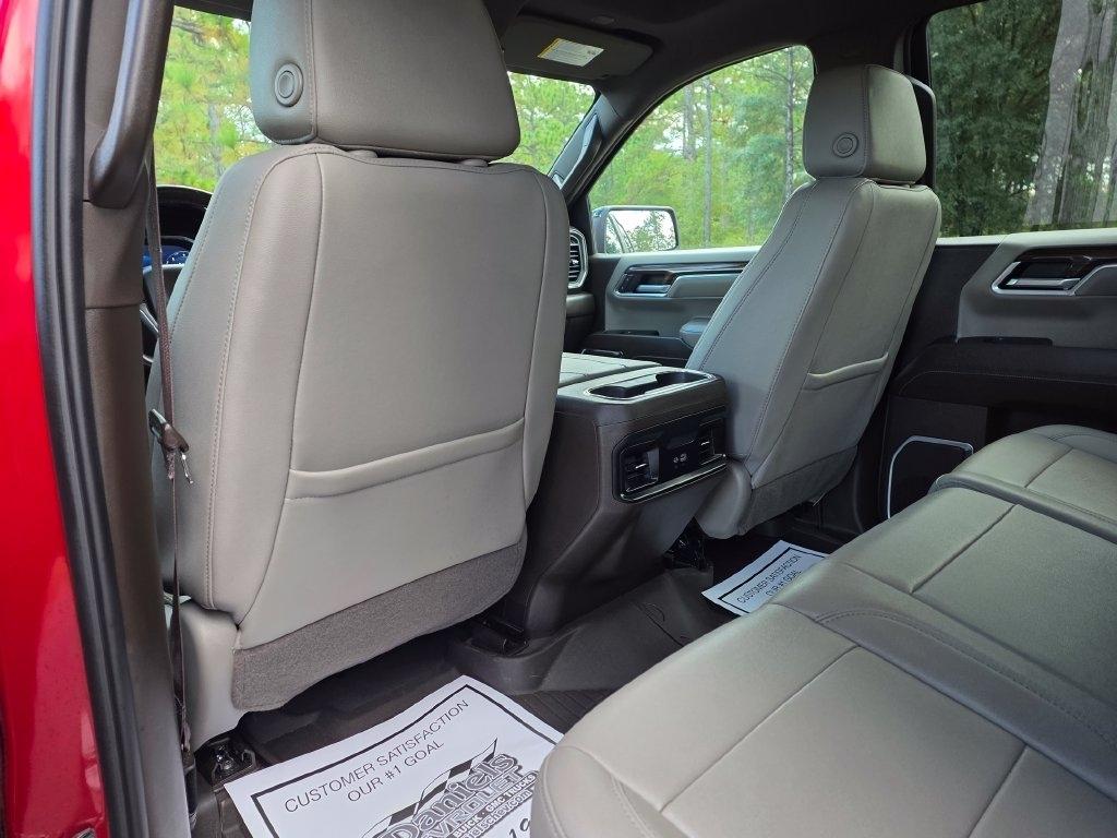 Chevrolet Silverado 1500 4WD Crew Cab 147" RST 2024