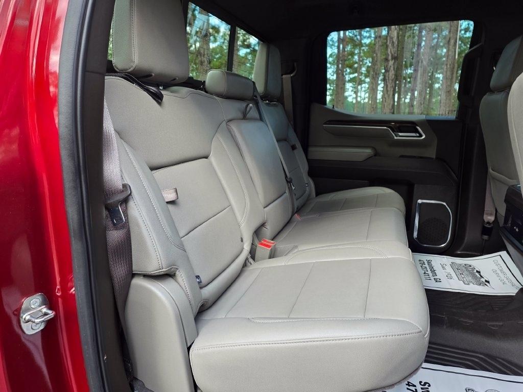 Chevrolet Silverado 1500 4WD Crew Cab 147" RST 2024