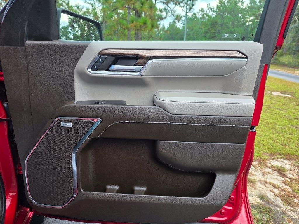 Chevrolet Silverado 1500 4WD Crew Cab 147" RST 2024