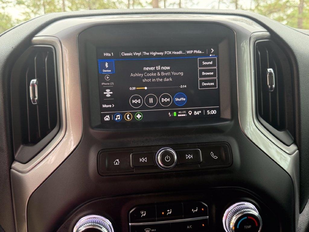 GMC Sierra 1500 4WD Crew Cab 147" Pro 2024
