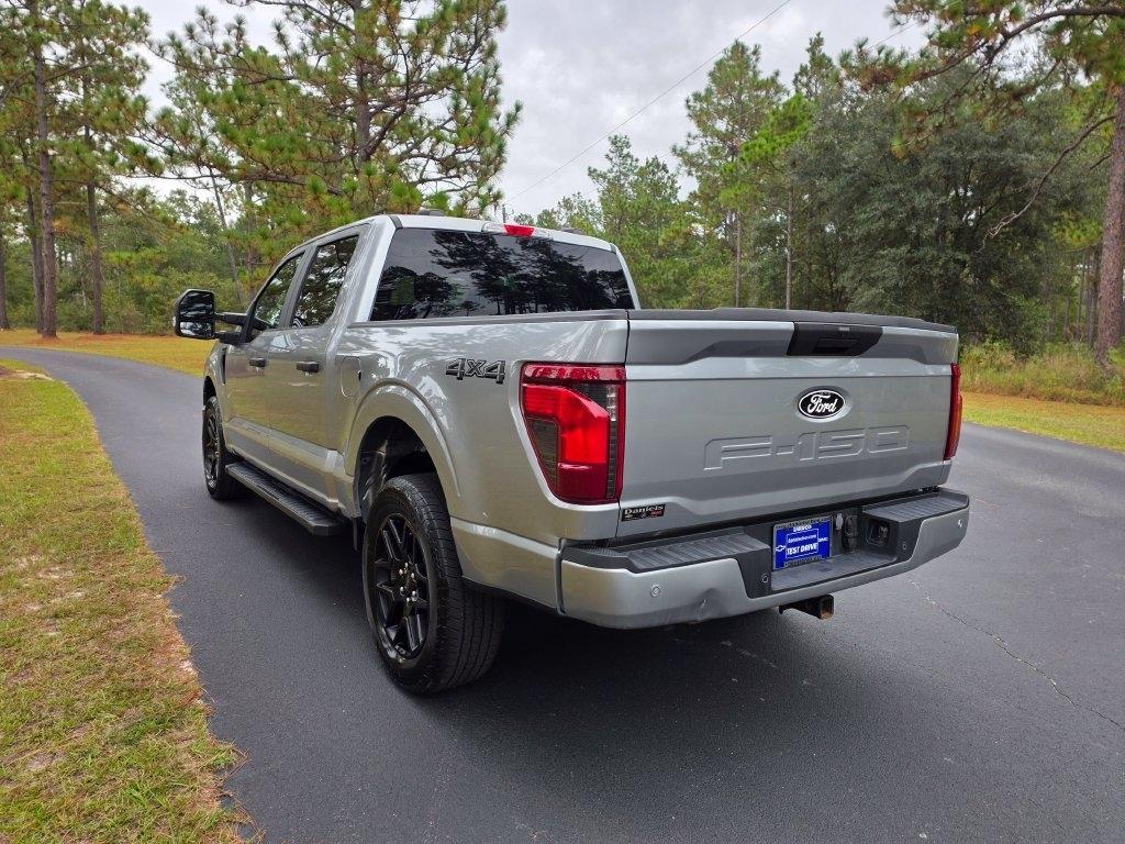 Ford F-150 STX 4WD SuperCrew 5.5' Box 2025