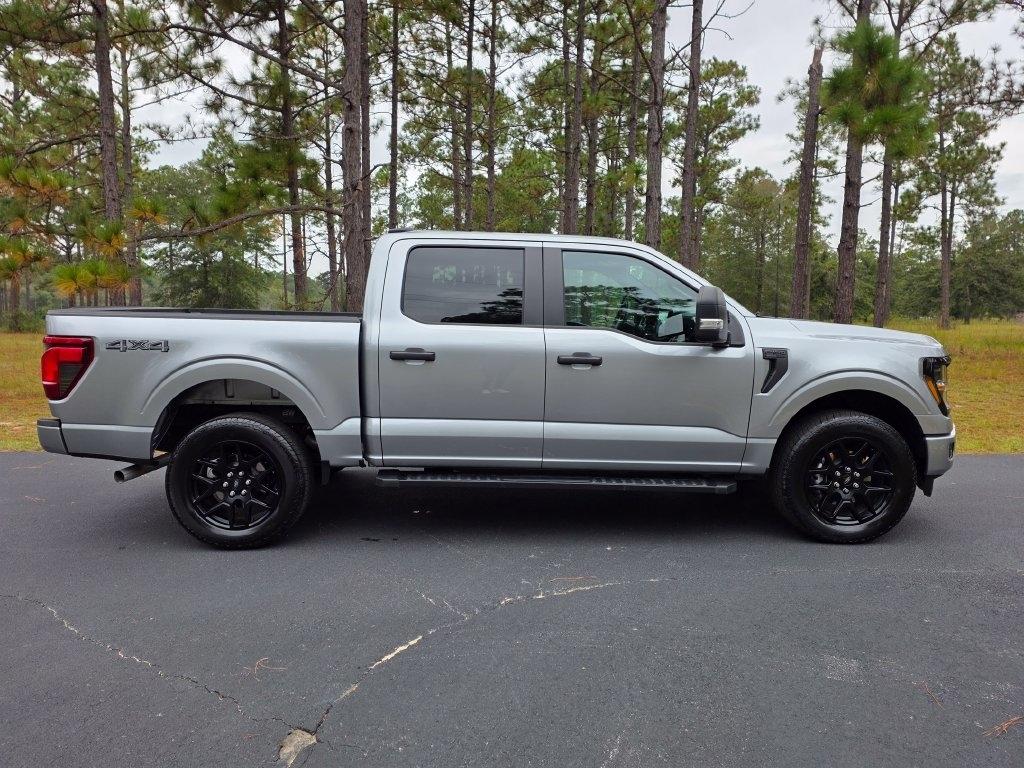Ford F-150 STX 4WD SuperCrew 5.5' Box 2025