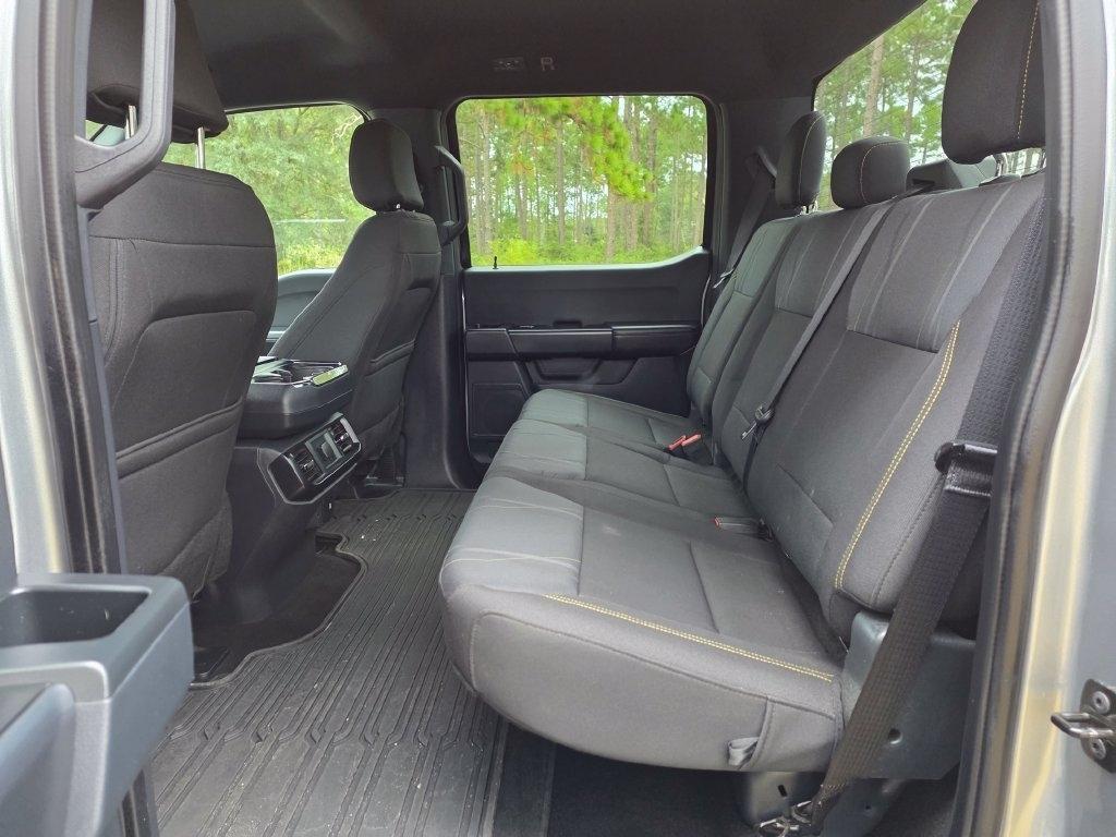 Ford F-150 STX 4WD SuperCrew 5.5' Box 2025