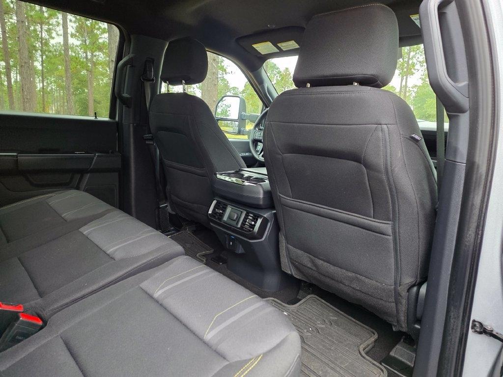 Ford F-150 STX 4WD SuperCrew 5.5' Box 2025