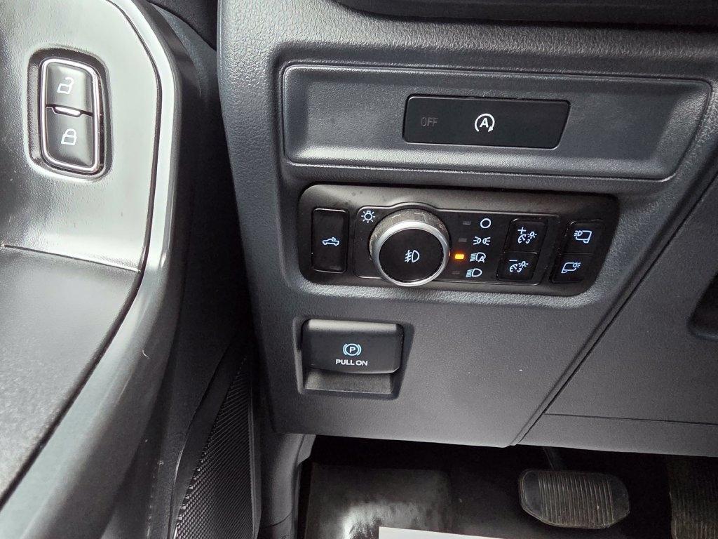 Ford F-150 STX 4WD SuperCrew 5.5' Box 2025