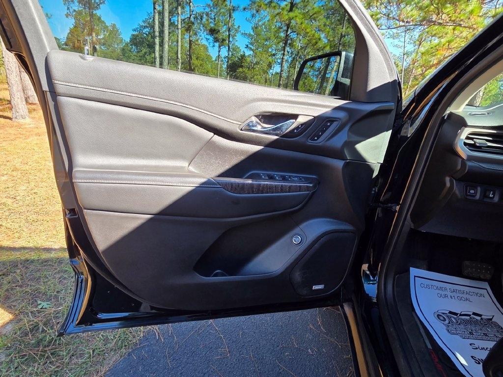 GMC Acadia AWD 4dr Denali 2023