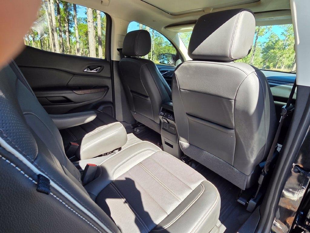 GMC Acadia AWD 4dr Denali 2023