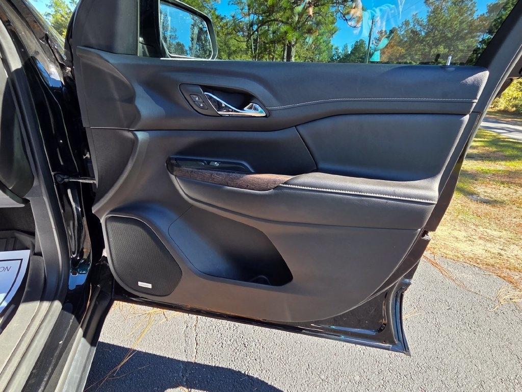 GMC Acadia AWD 4dr Denali 2023