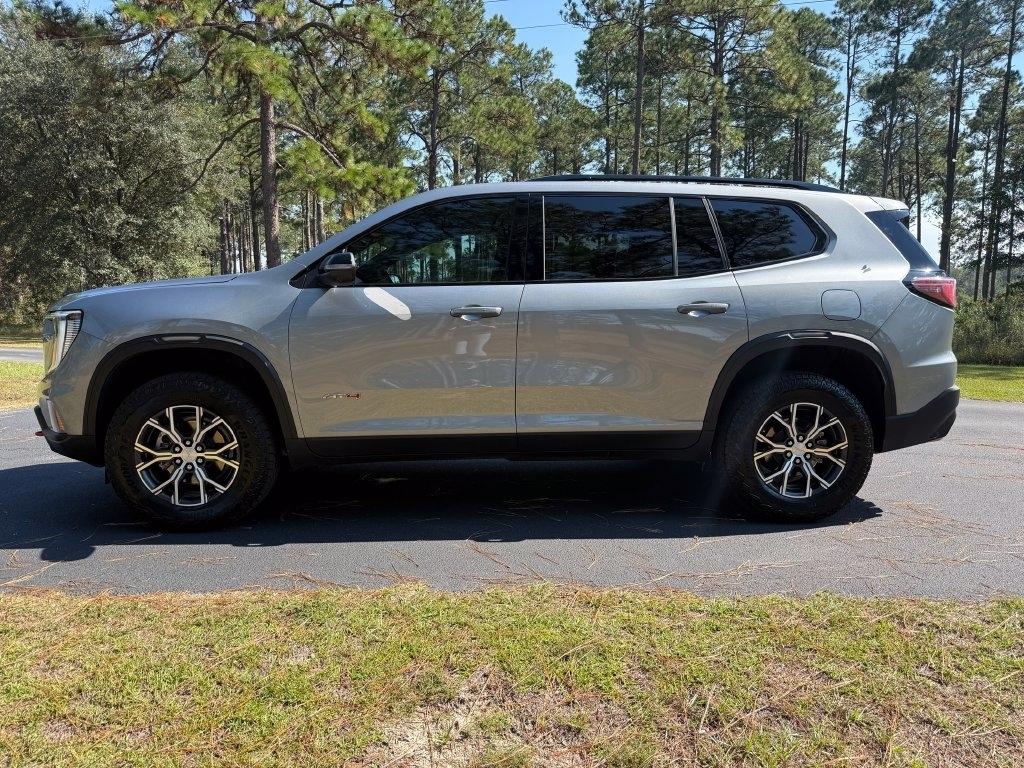 GMC Acadia AWD 4dr AT4 2026