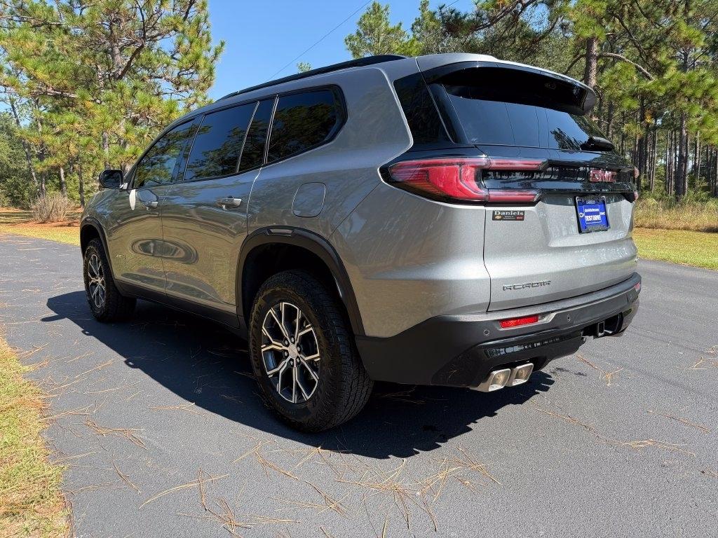 GMC Acadia AWD 4dr AT4 2026