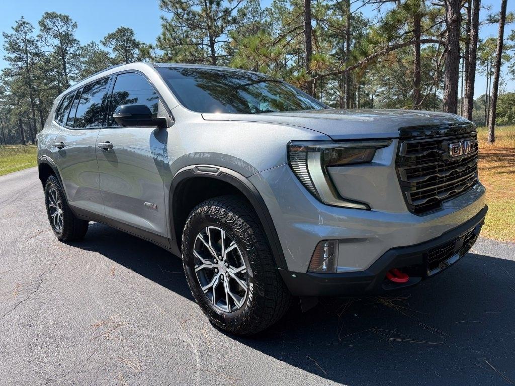GMC Acadia AWD 4dr AT4 2026