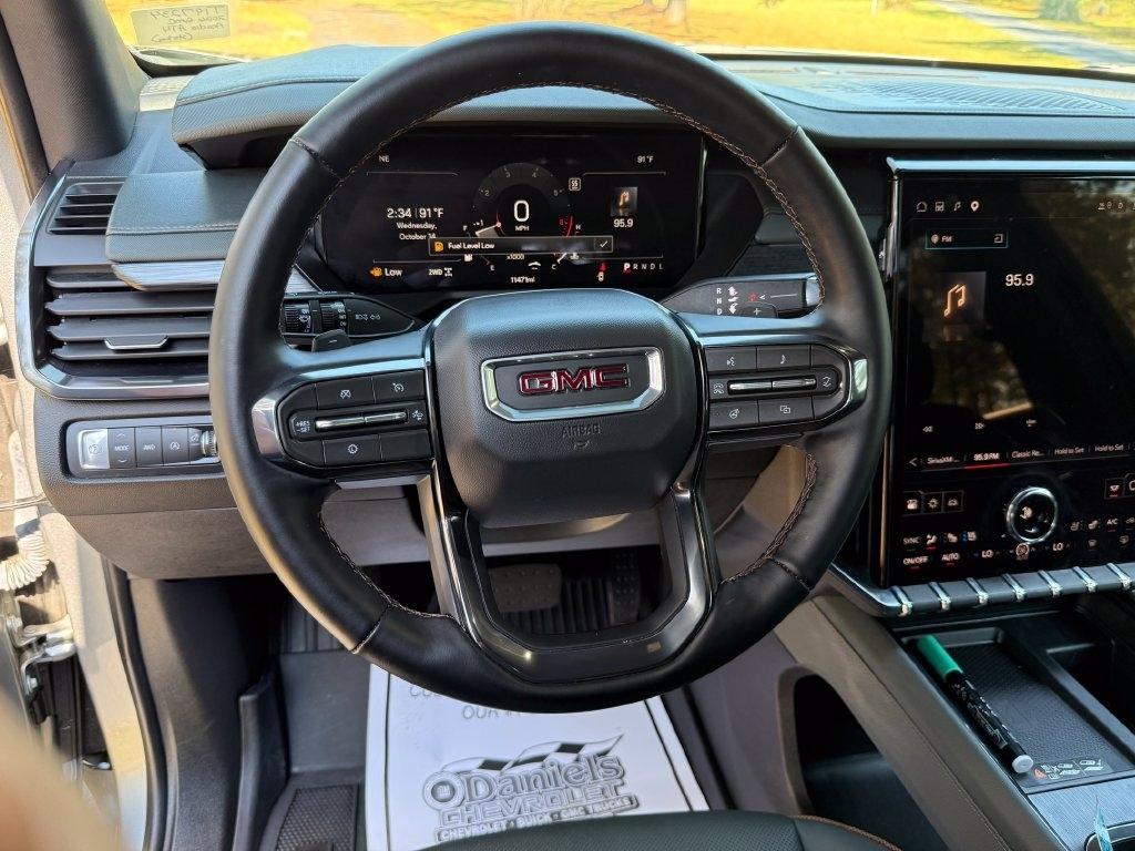 GMC Acadia AWD 4dr AT4 2026