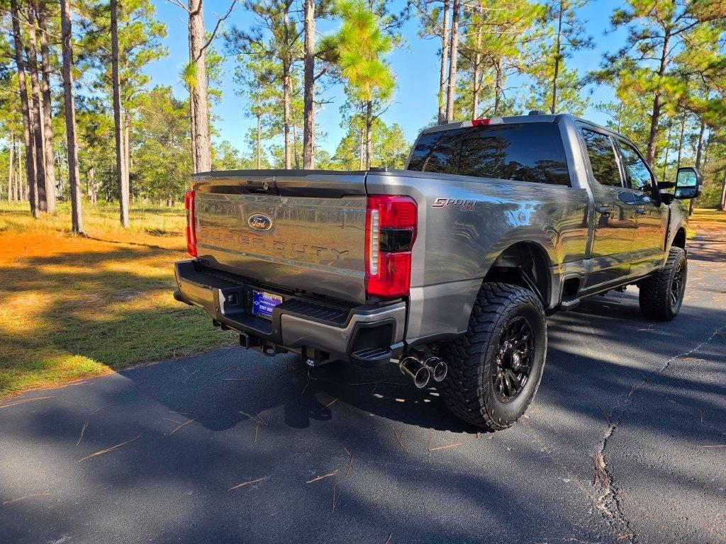 Ford Super Duty F-250 SRW King Ranch 4WD Crew Cab 8' Box 2024