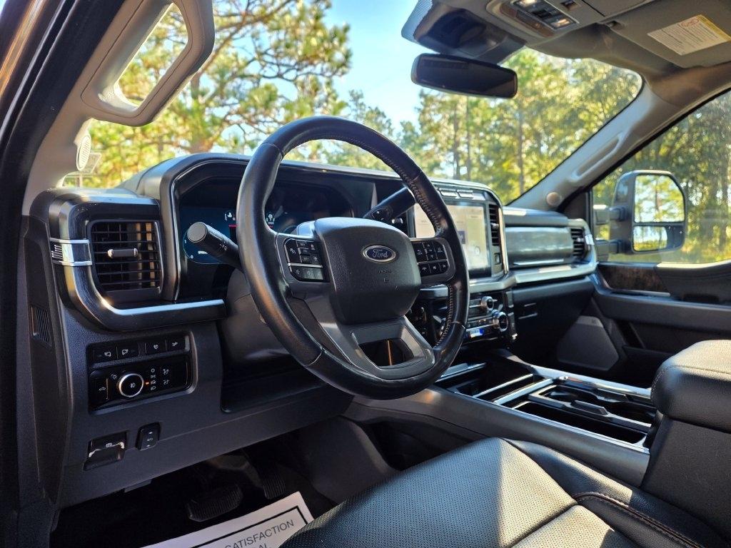 Ford Super Duty F-250 SRW King Ranch 4WD Crew Cab 8' Box 2024
