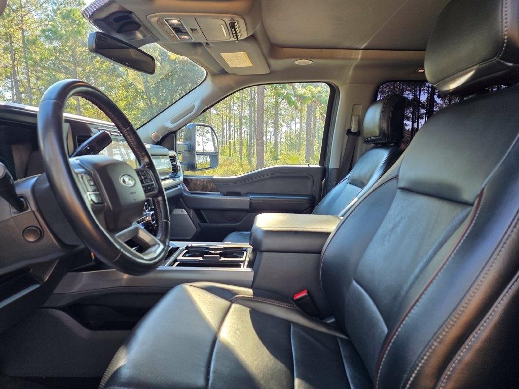 Ford Super Duty F-250 SRW King Ranch 4WD Crew Cab 8' Box 2024