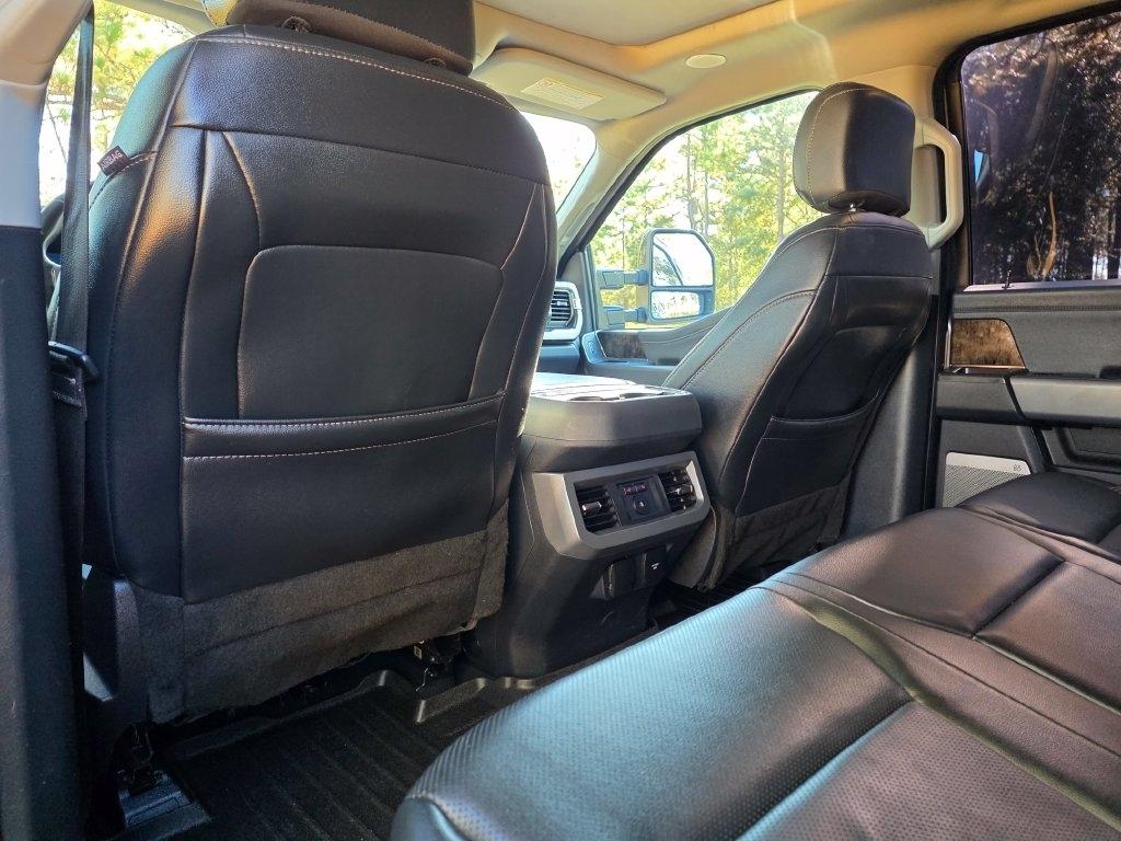 Ford Super Duty F-250 SRW King Ranch 4WD Crew Cab 8' Box 2024