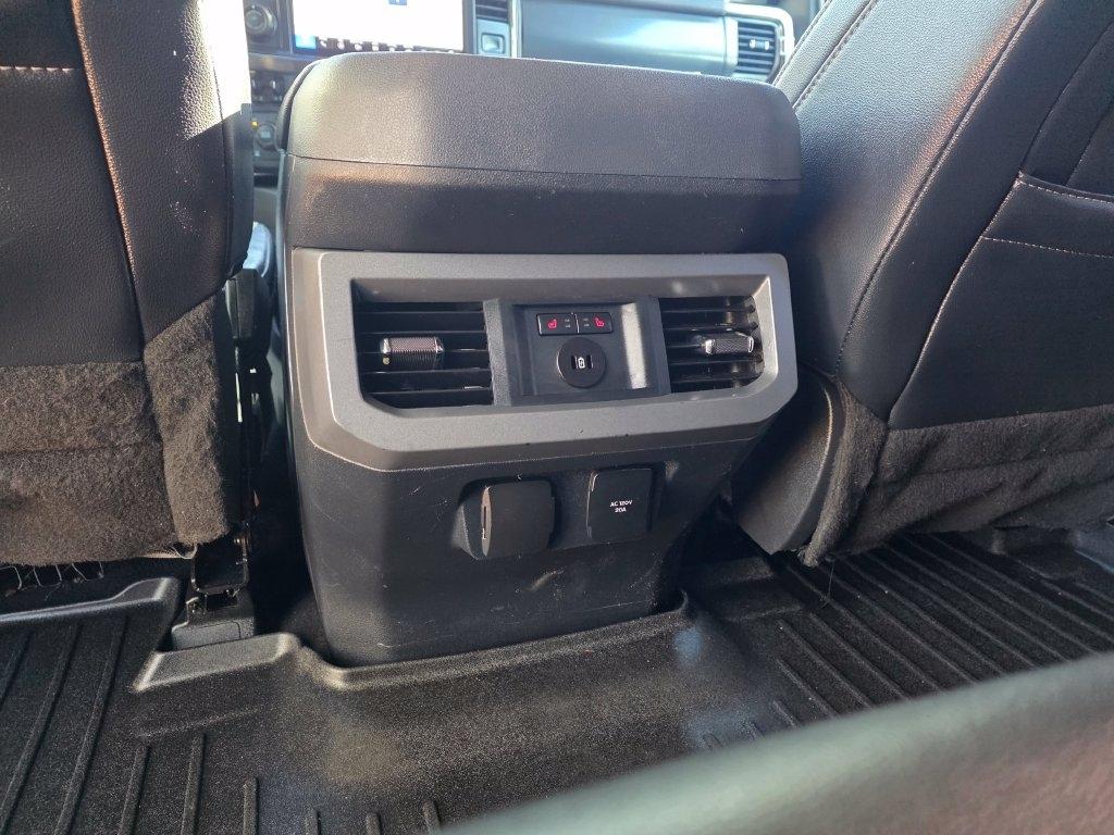 Ford Super Duty F-250 SRW King Ranch 4WD Crew Cab 8' Box 2024