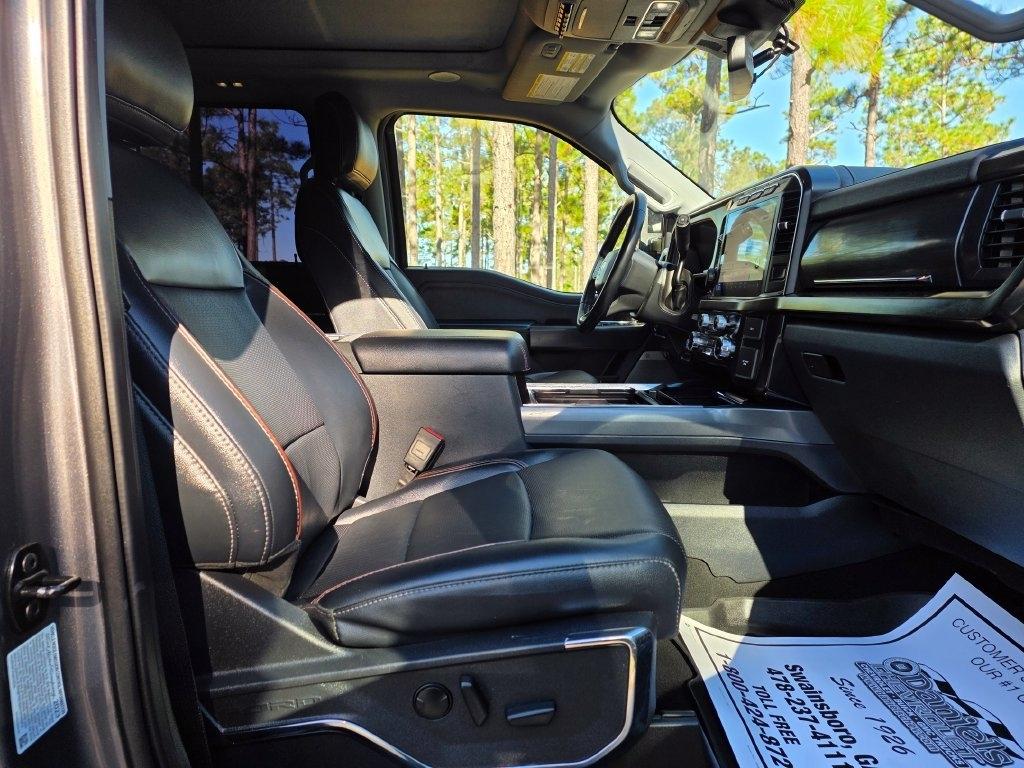 Ford Super Duty F-250 SRW King Ranch 4WD Crew Cab 8' Box 2024