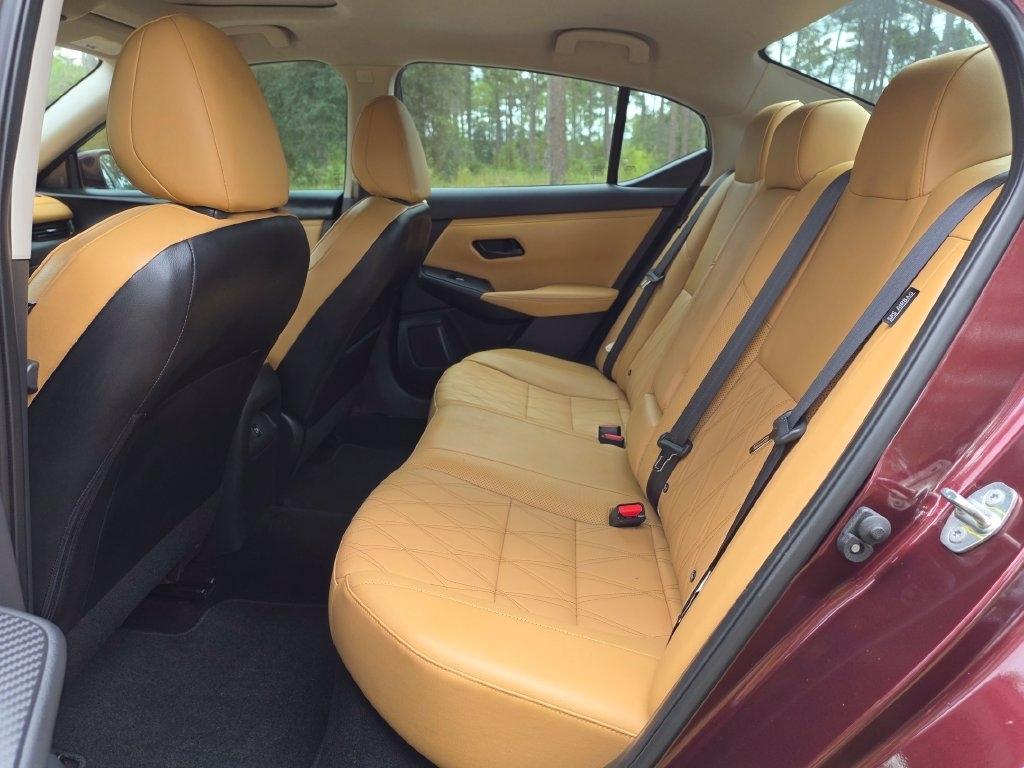 Nissan Sentra SV CVT 2024