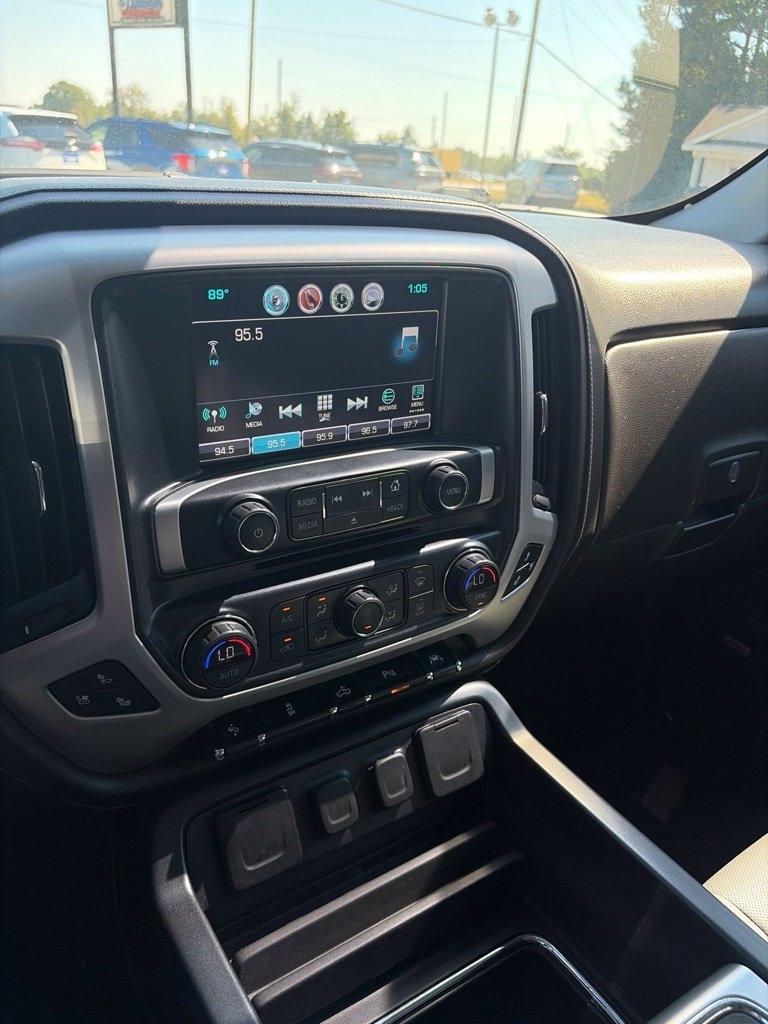 GMC Sierra 1500 2WD Crew Cab 143.5" SLT 2018