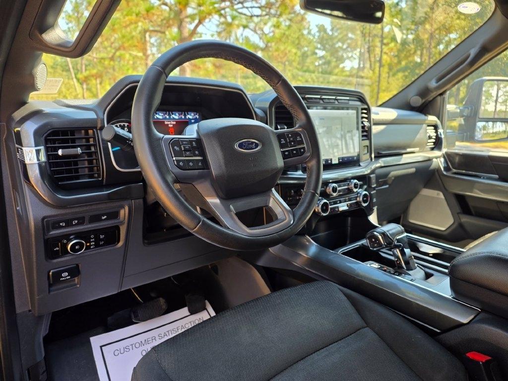 Ford F-150 Lariat 4WD SuperCrew 5.5' Box 2023