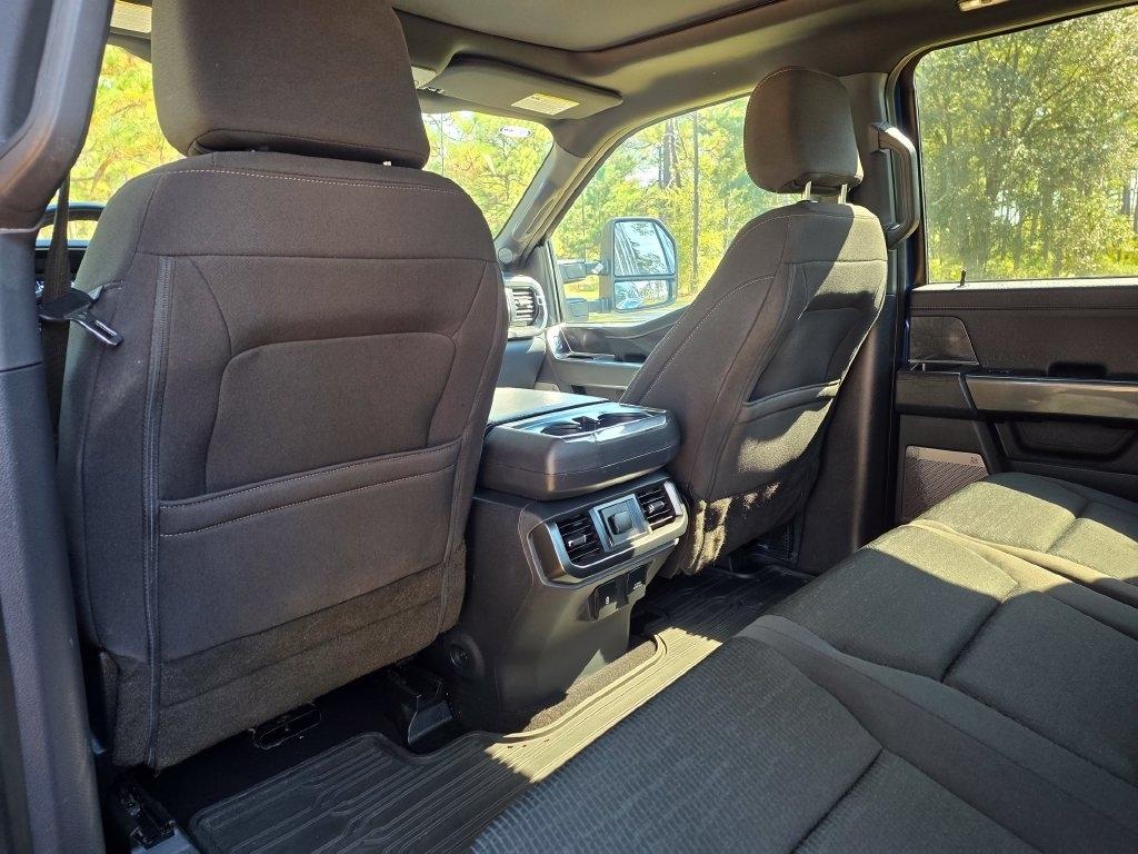 Ford F-150 Lariat 4WD SuperCrew 5.5' Box 2023