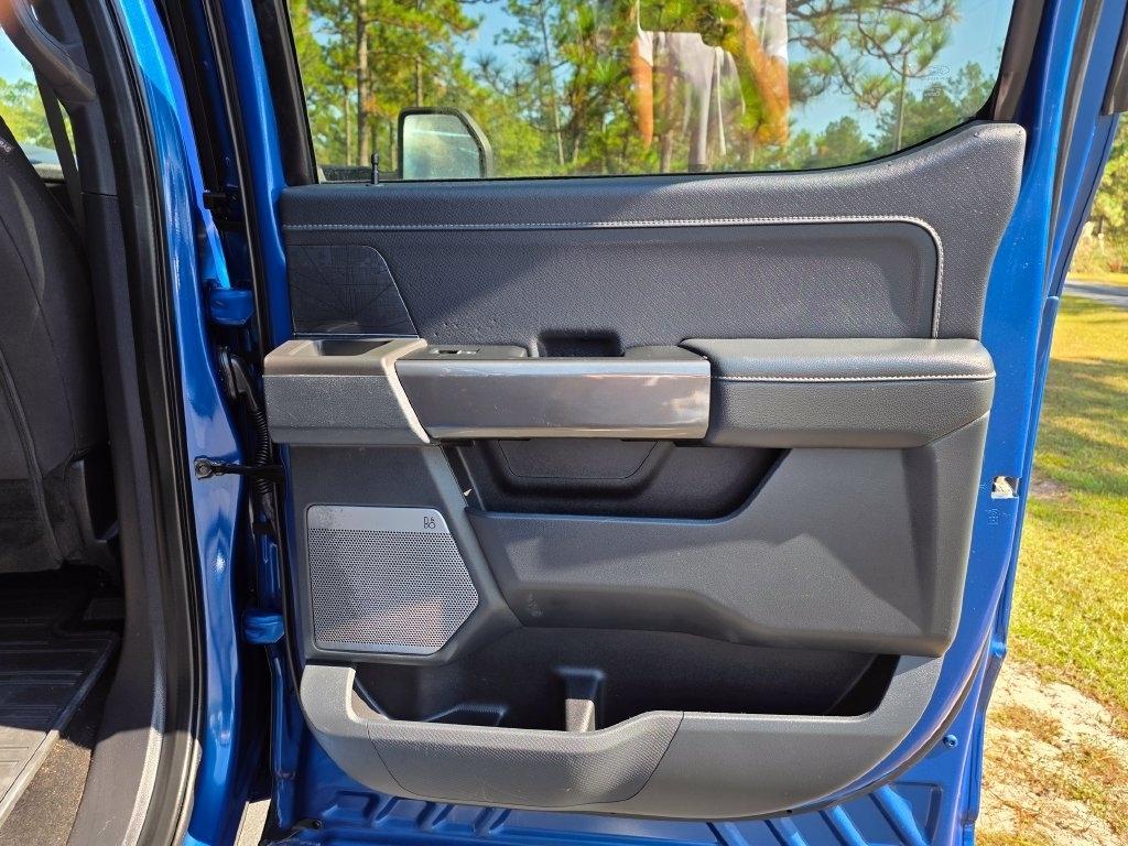 Ford F-150 Lariat 4WD SuperCrew 5.5' Box 2023