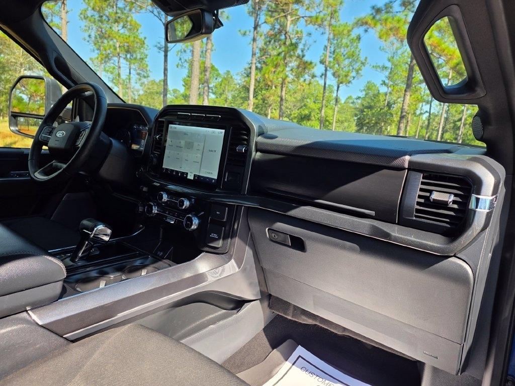 Ford F-150 Lariat 4WD SuperCrew 5.5' Box 2023
