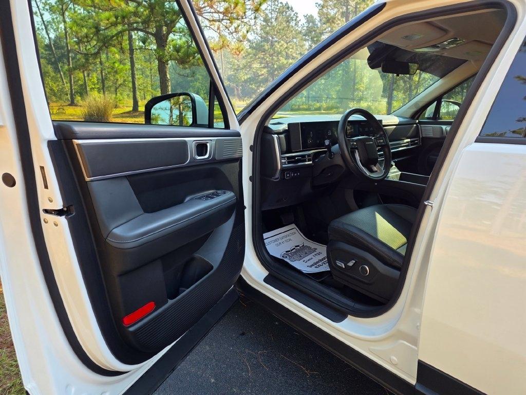 Hyundai Santa Fe SEL FWD 2025