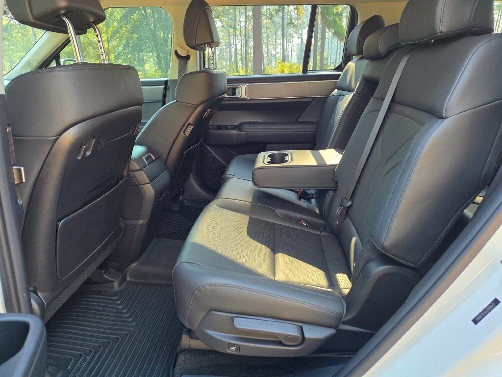 Hyundai Santa Fe SEL FWD 2025
