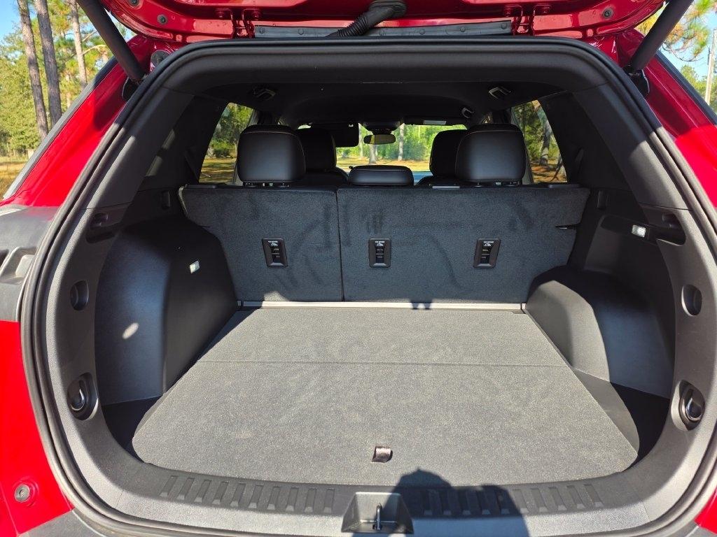 Chevrolet Equinox FWD 4dr ACTIV w/XDB 2026