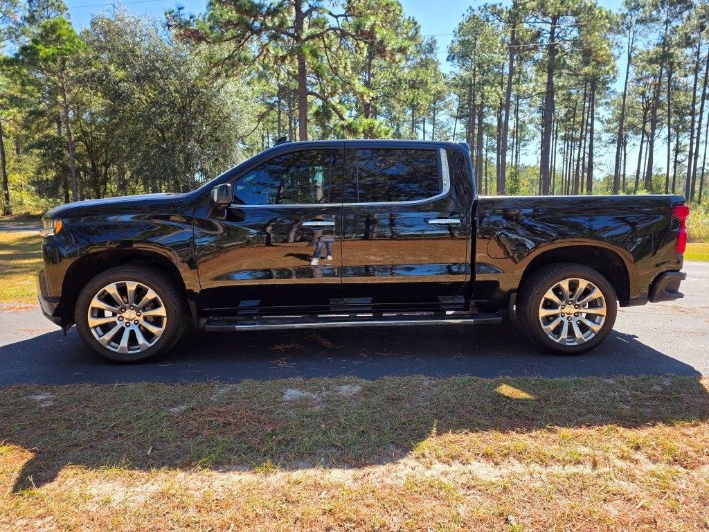 Chevrolet Silverado 1500 LTD 4WD Crew Cab 147" High Country 2022