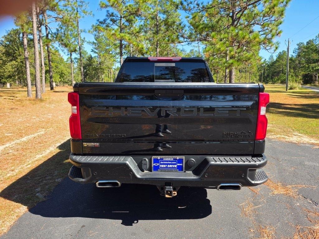 Chevrolet Silverado 1500 LTD 4WD Crew Cab 147" High Country 2022