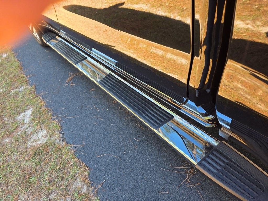 Chevrolet Silverado 1500 LTD 4WD Crew Cab 147" High Country 2022