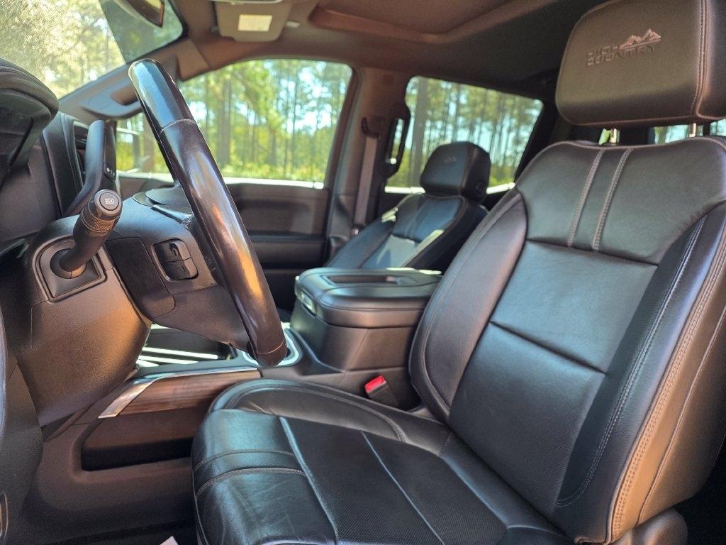 Chevrolet Silverado 1500 LTD 4WD Crew Cab 147" High Country 2022