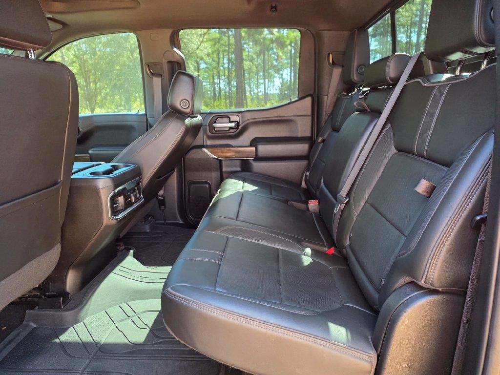 Chevrolet Silverado 1500 LTD 4WD Crew Cab 147" High Country 2022