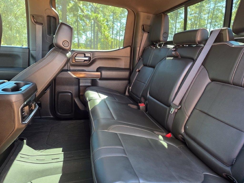 Chevrolet Silverado 1500 LTD 4WD Crew Cab 147" High Country 2022