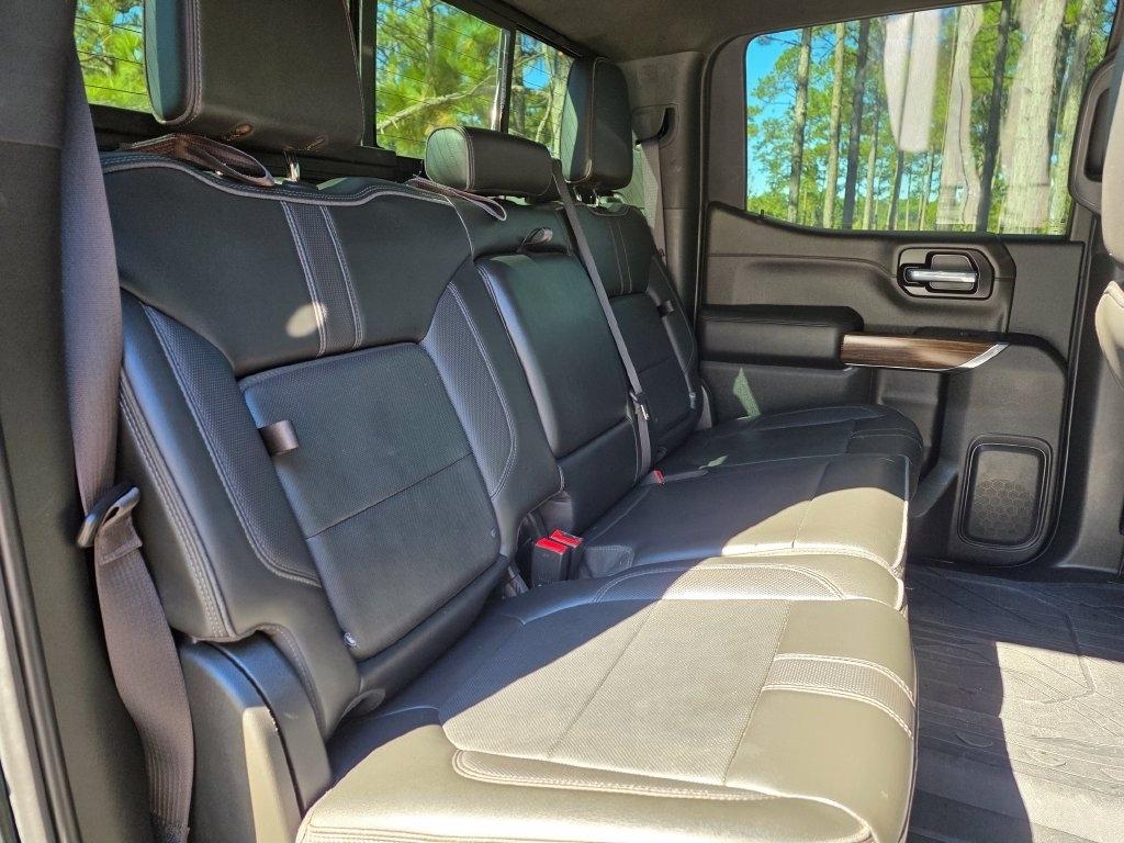 Chevrolet Silverado 1500 LTD 4WD Crew Cab 147" High Country 2022
