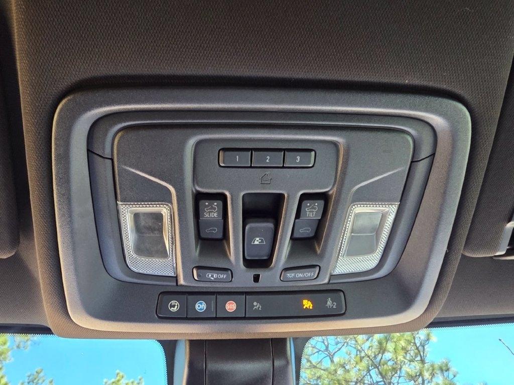Chevrolet Silverado 1500 LTD 4WD Crew Cab 147" High Country 2022