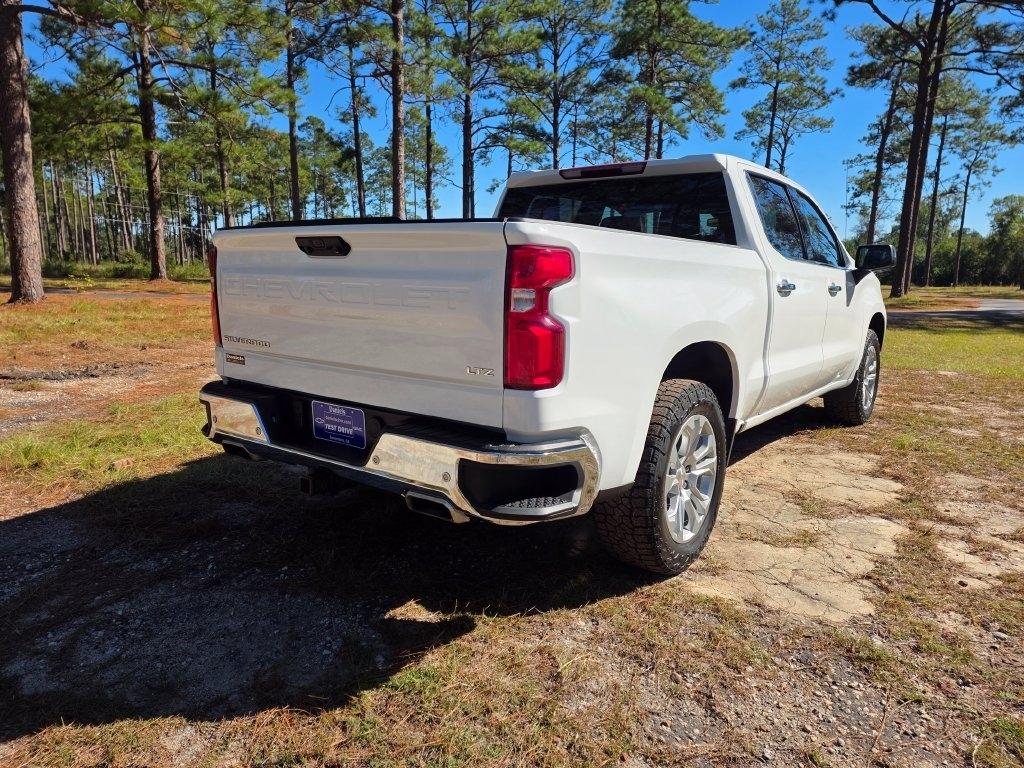 Chevrolet Silverado 1500 4WD Crew Cab 147" LTZ 2025