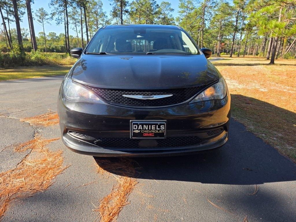 Chrysler Voyager LX FWD 2023