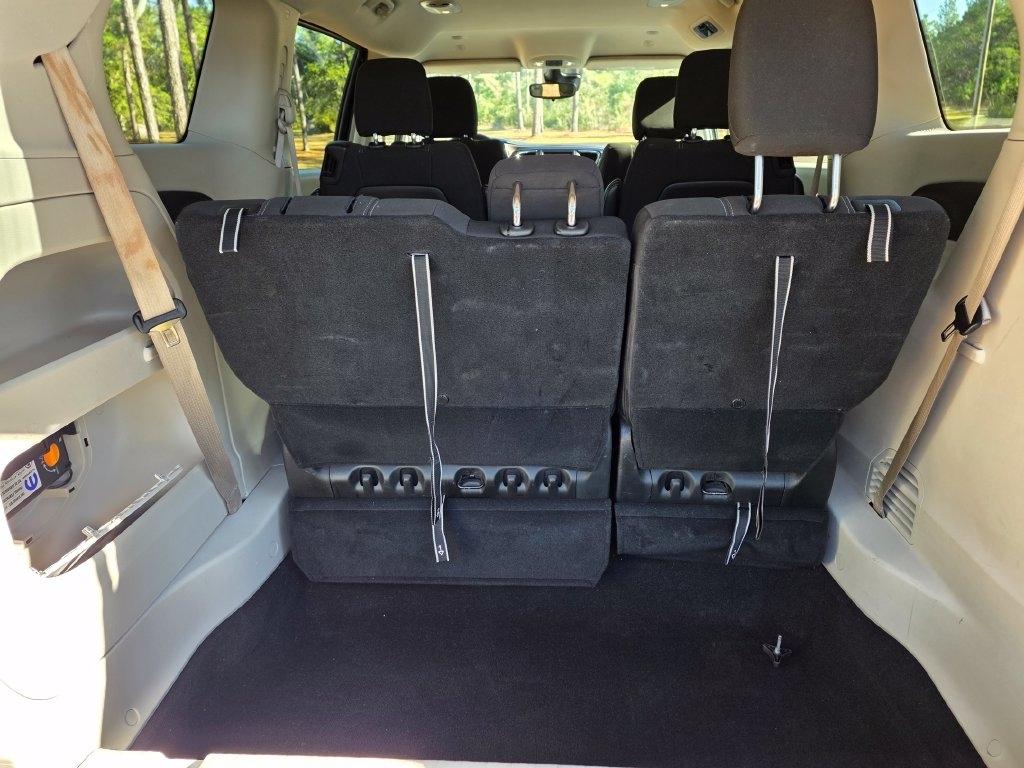 Chrysler Voyager LX FWD 2023