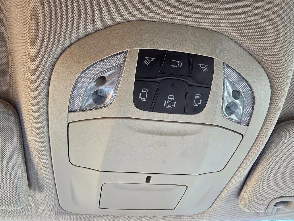 Chrysler Voyager LX FWD 2023