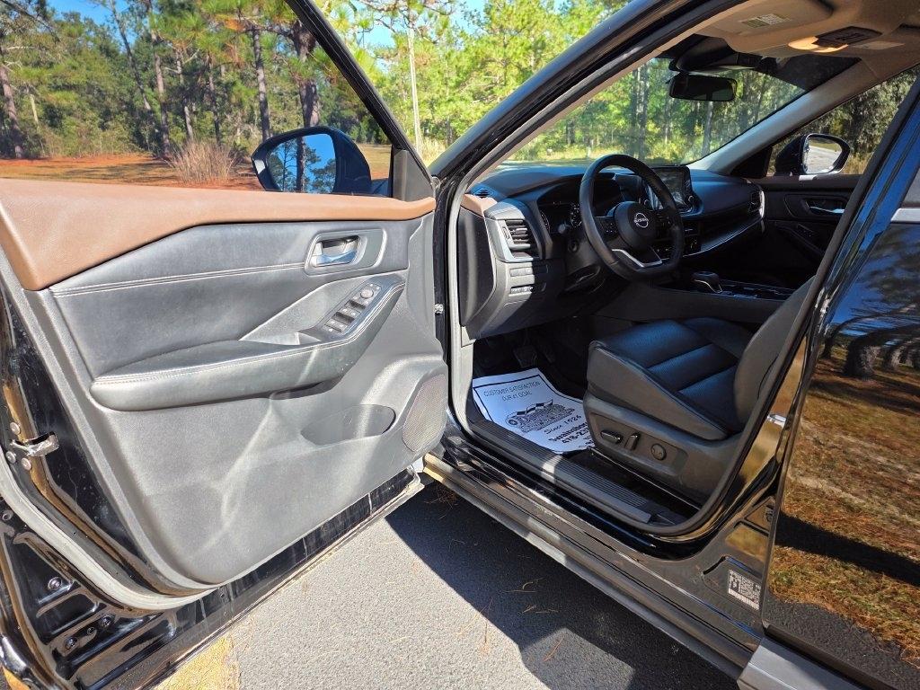 Nissan Rogue AWD SV 2023