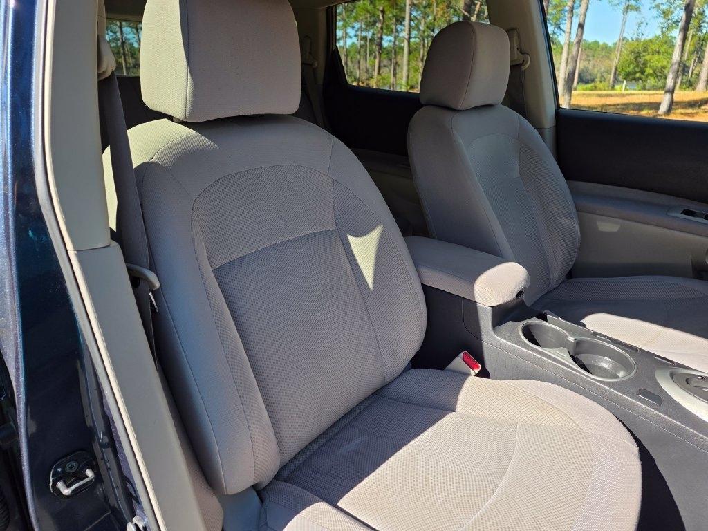 Nissan Rogue Select FWD 4dr S 2015