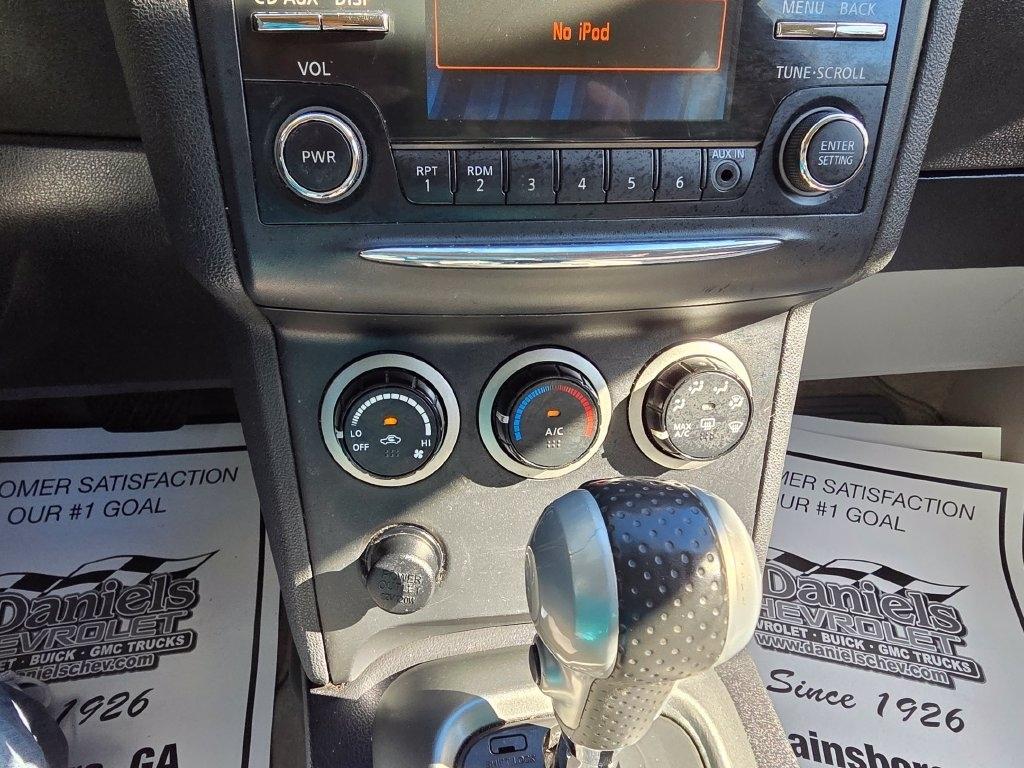 Nissan Rogue Select FWD 4dr S 2015