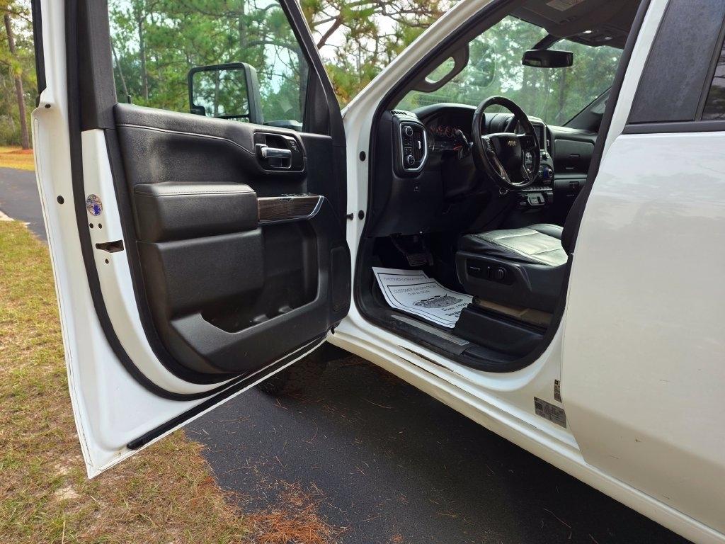 Chevrolet Silverado 3500HD 4WD Crew Cab 172" LT 2020